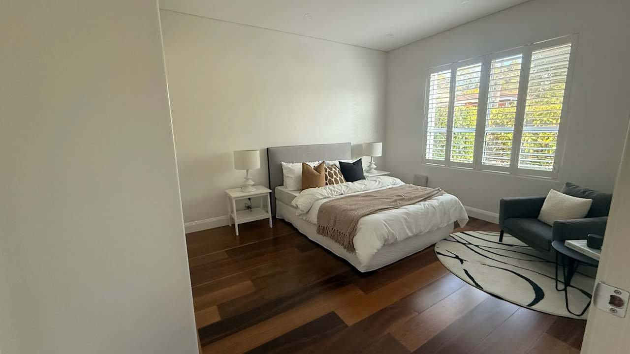 Furnished room in a share house