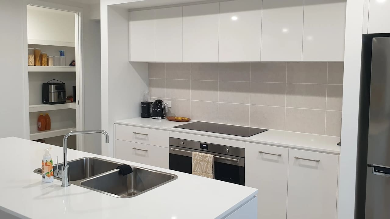 Unfurnished room in a share house