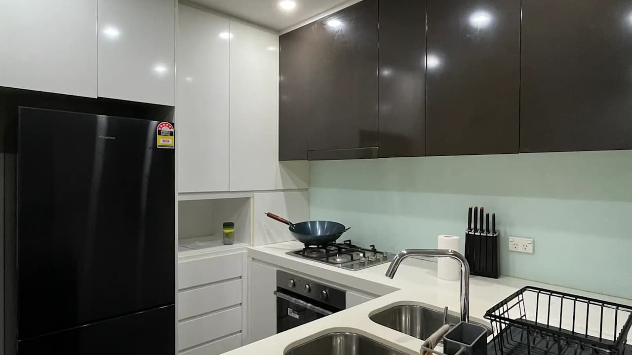 Furnished room in a flatshare