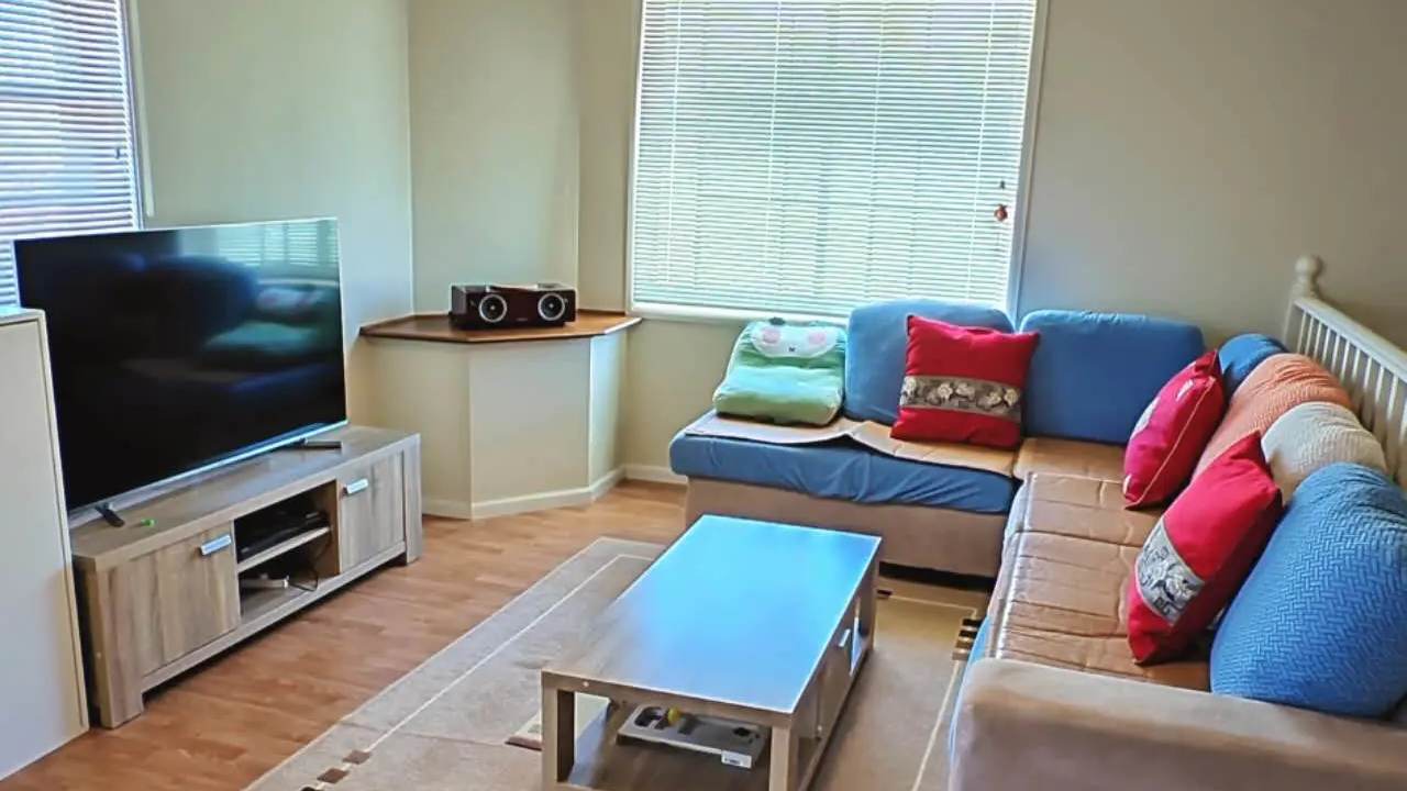 Room in a share house