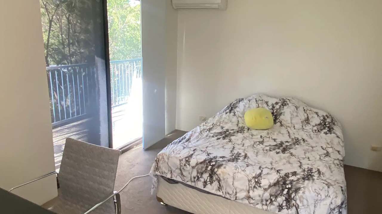 Room with ensuite in a flatshare