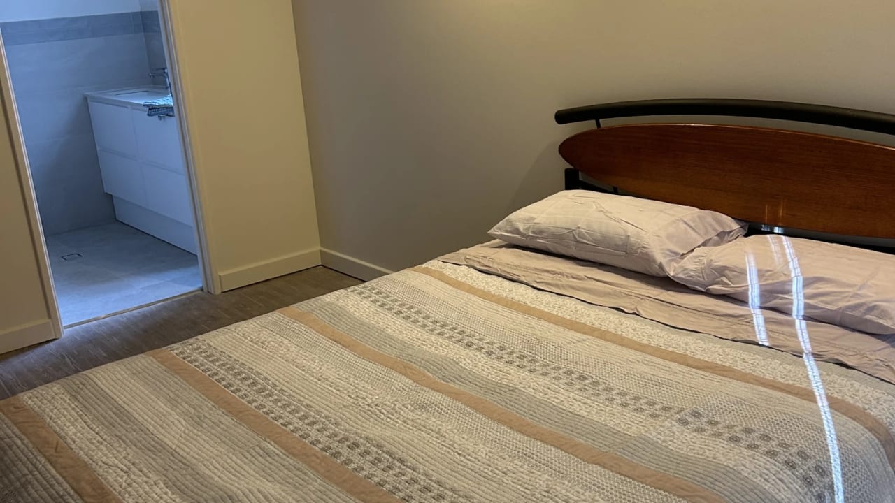 Furnished room with own bathroom