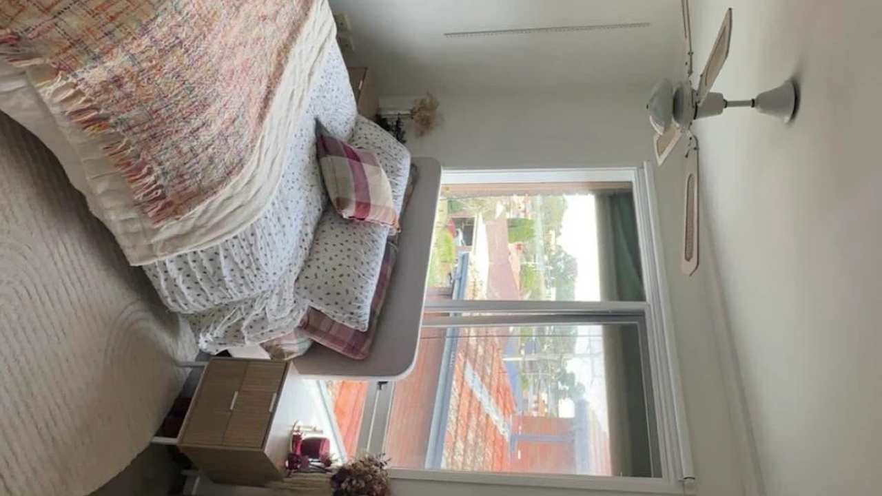 Unfurnished room in a share house