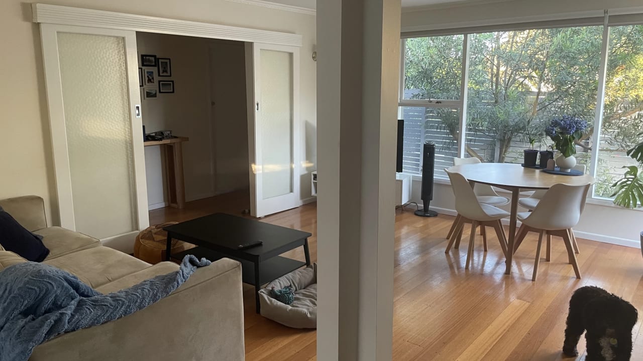 Room in a share house