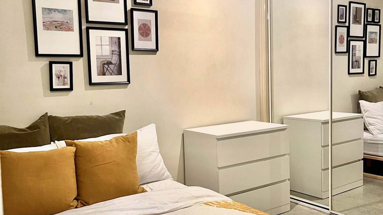 Furnished room with ensuite in a flatshare