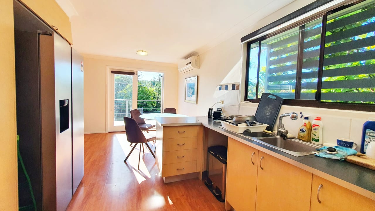 Furnished room in a share house