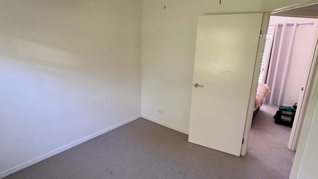 Unfurnished room in a share house