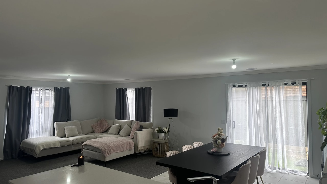 Unfurnished room in a share house