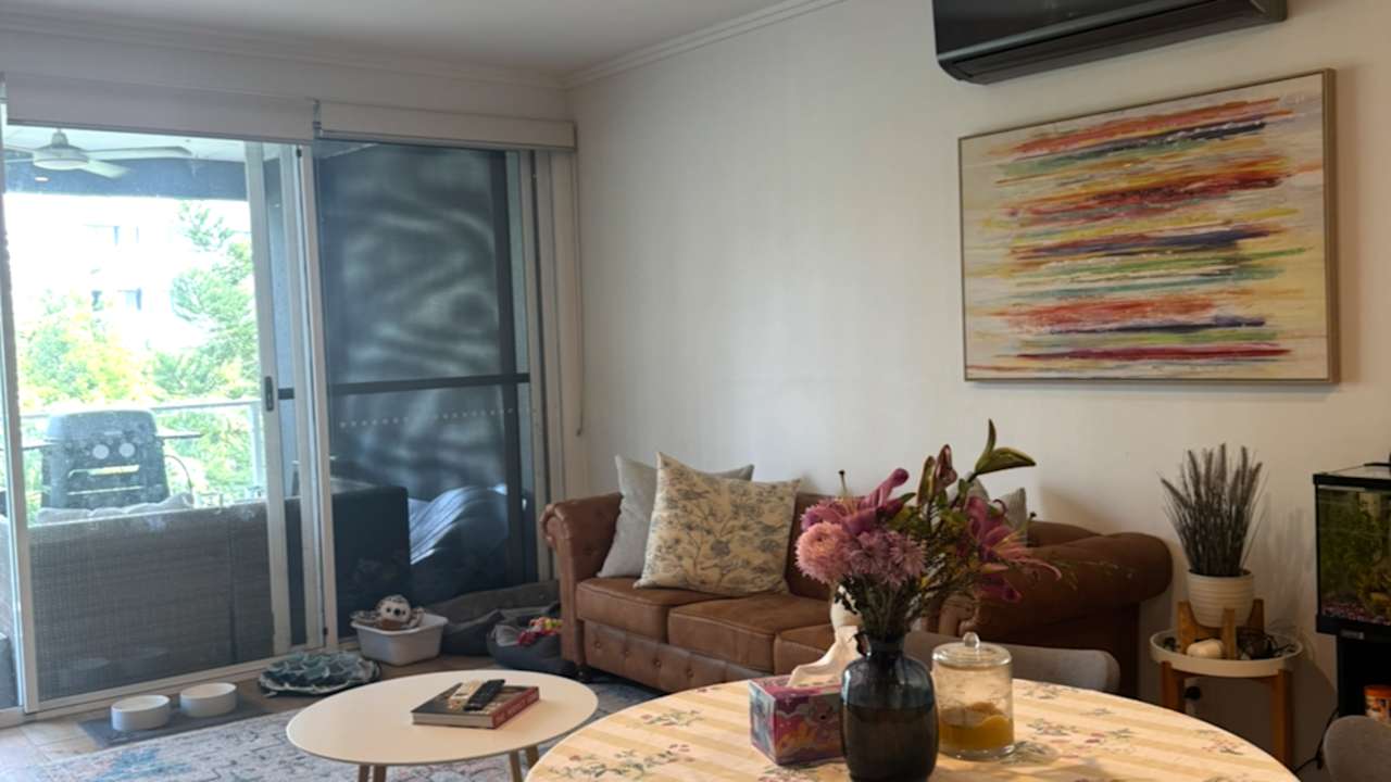 Unfurnished room in a share house