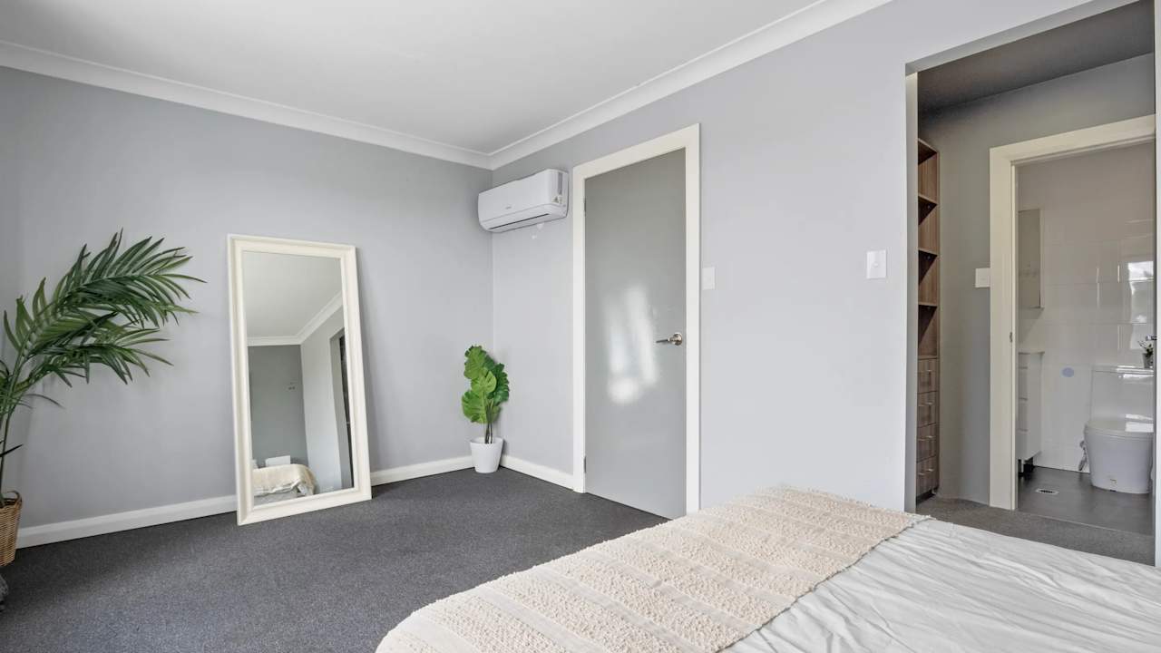 Furnished room studio flat for rent