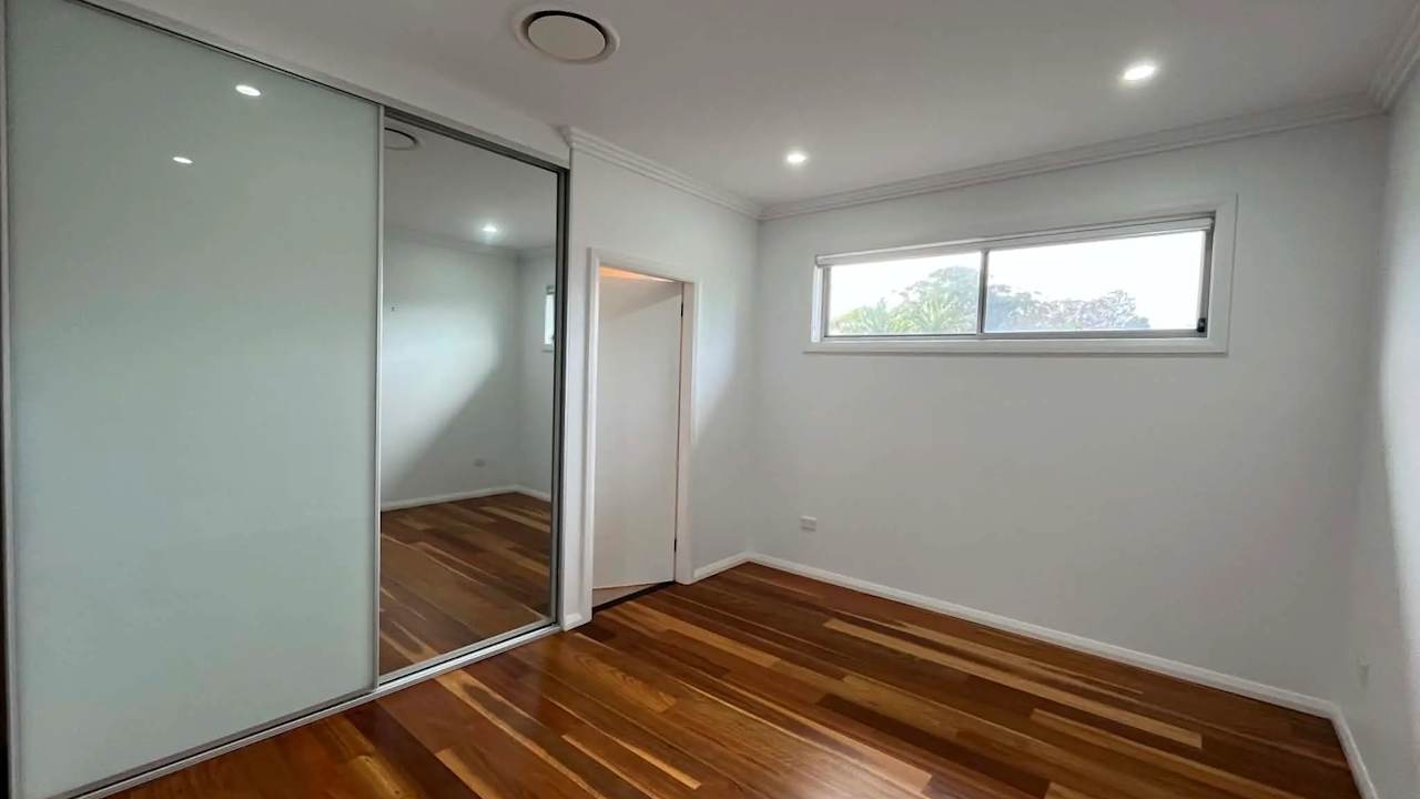 Room with ensuite in a share house