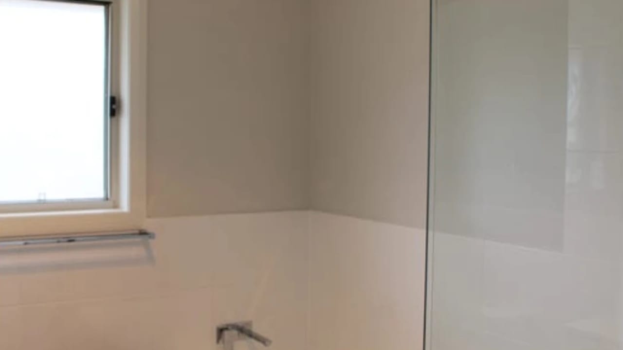 Furnished room with ensuite in a share house