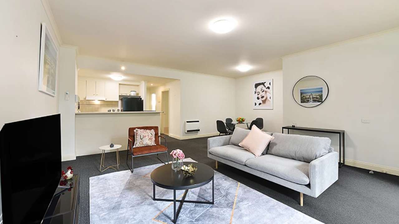 Whole property with 2 rooms for rent