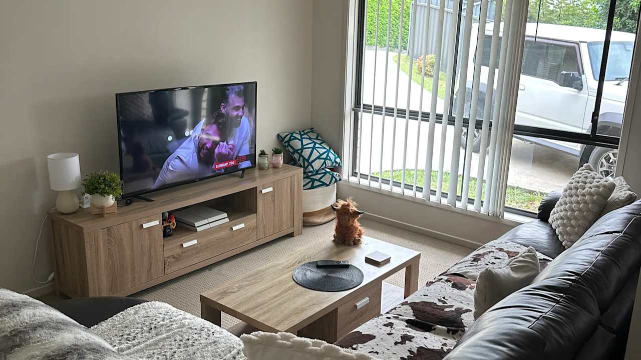 Unfurnished room in a share house