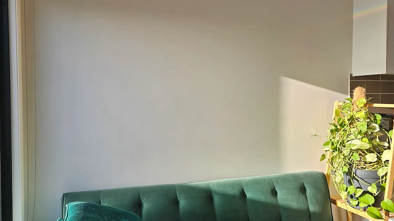 Room in a share house