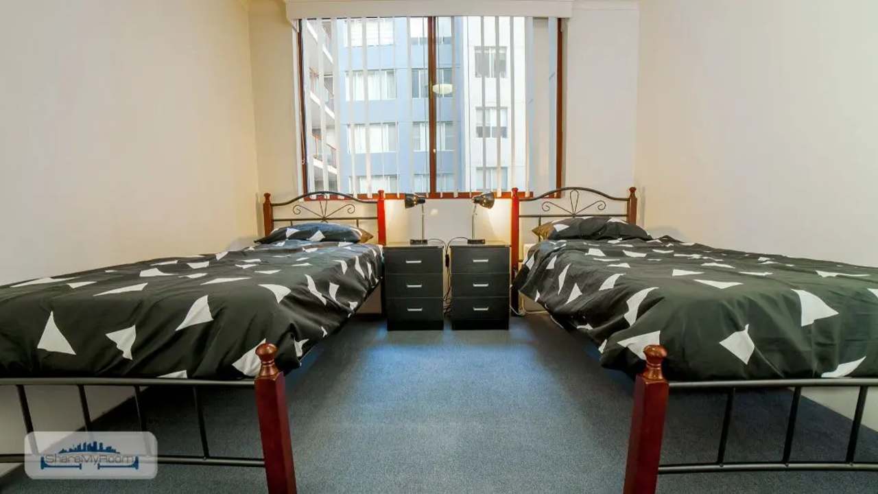 Whole property with 3 rooms for rent