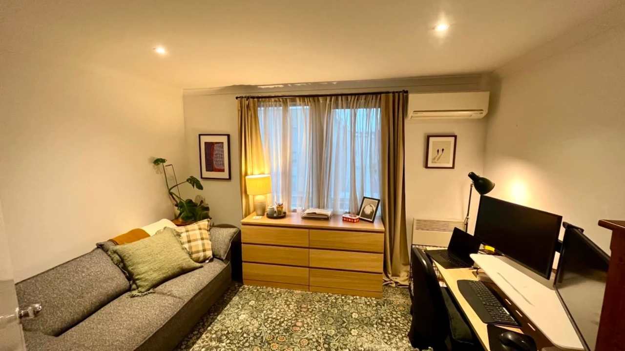 Furnished room with own bathroom