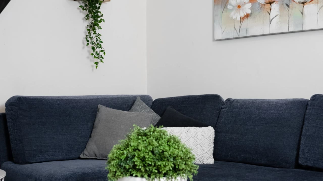 Furnished room in a share house