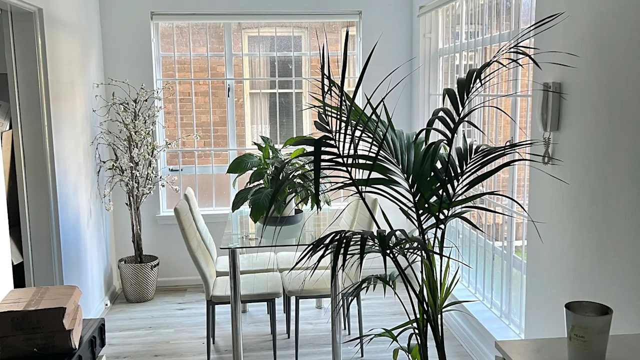 Whole property with 2 rooms for rent