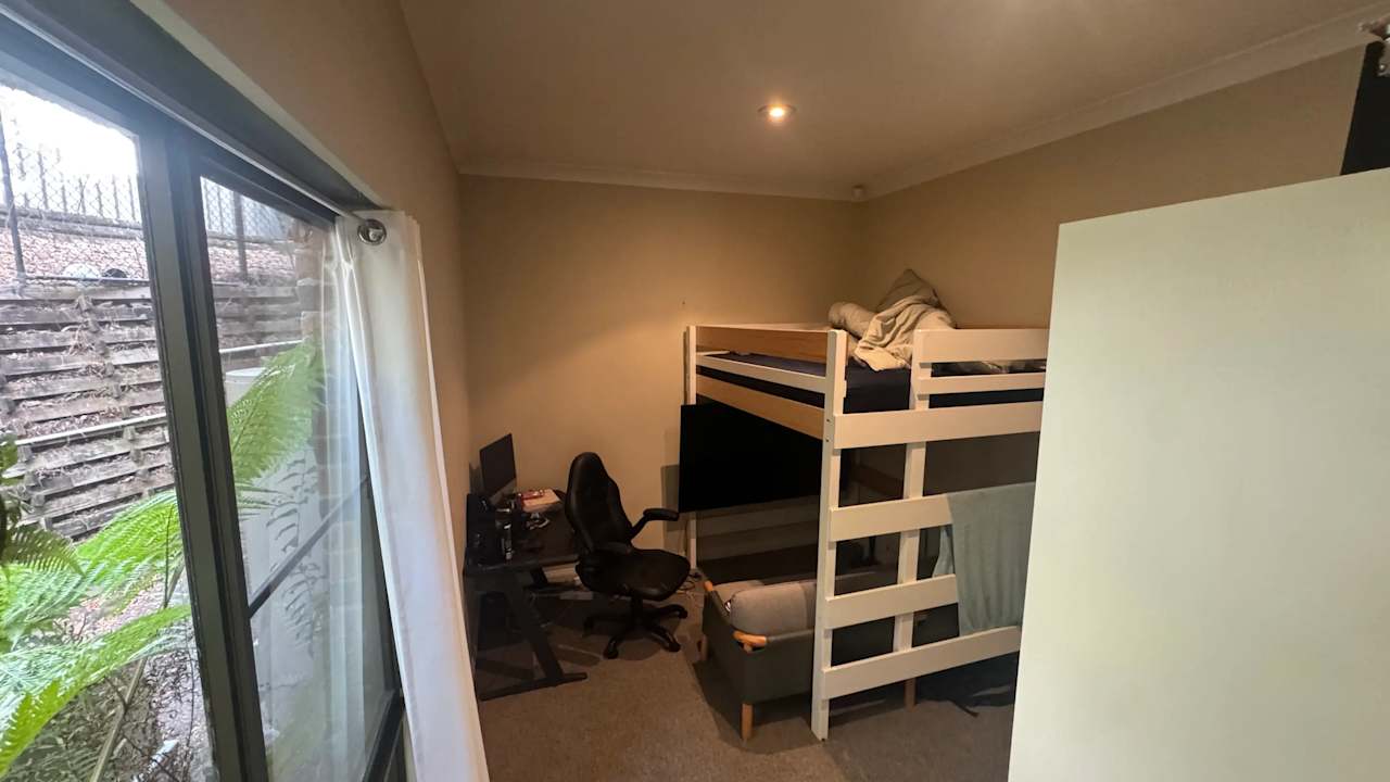 Unfurnished room with own bathroom