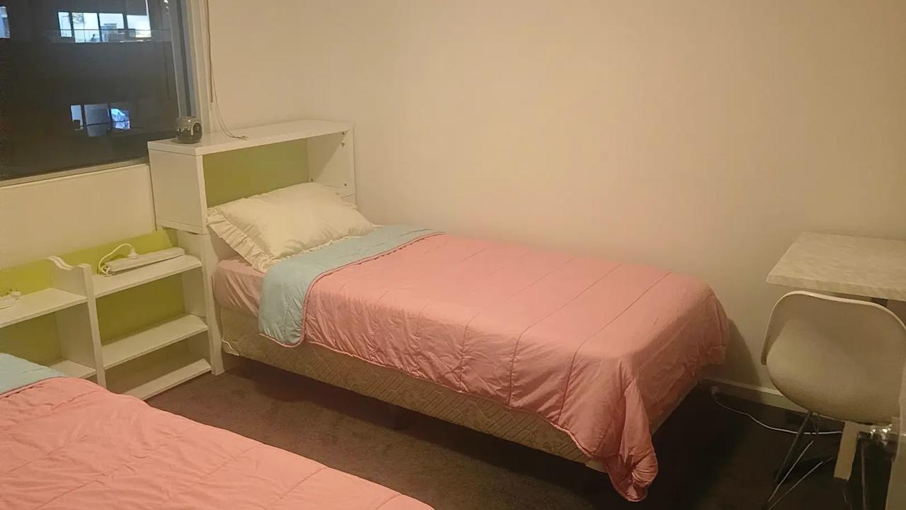 Furnished room with ensuite in a flatshare