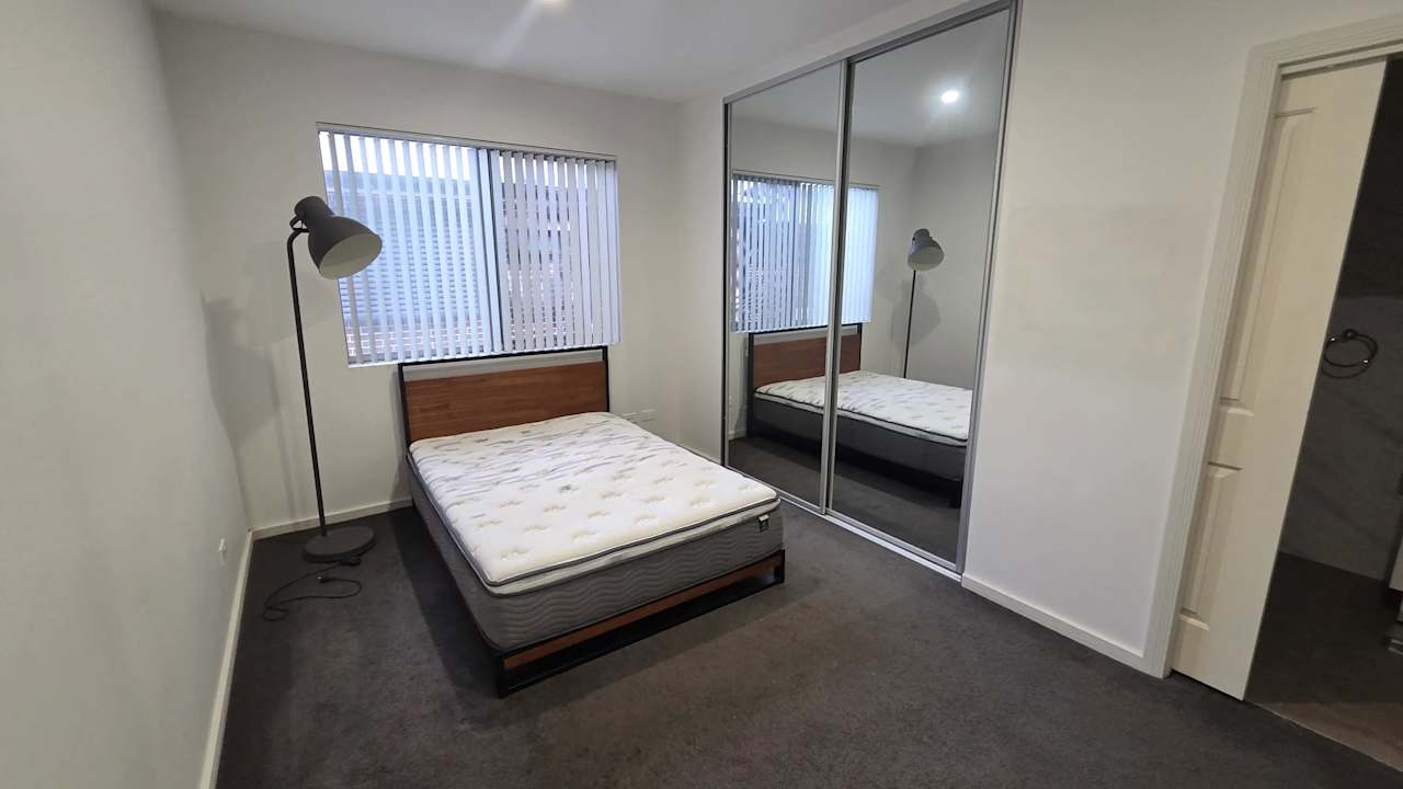 Room with ensuite in a flatshare