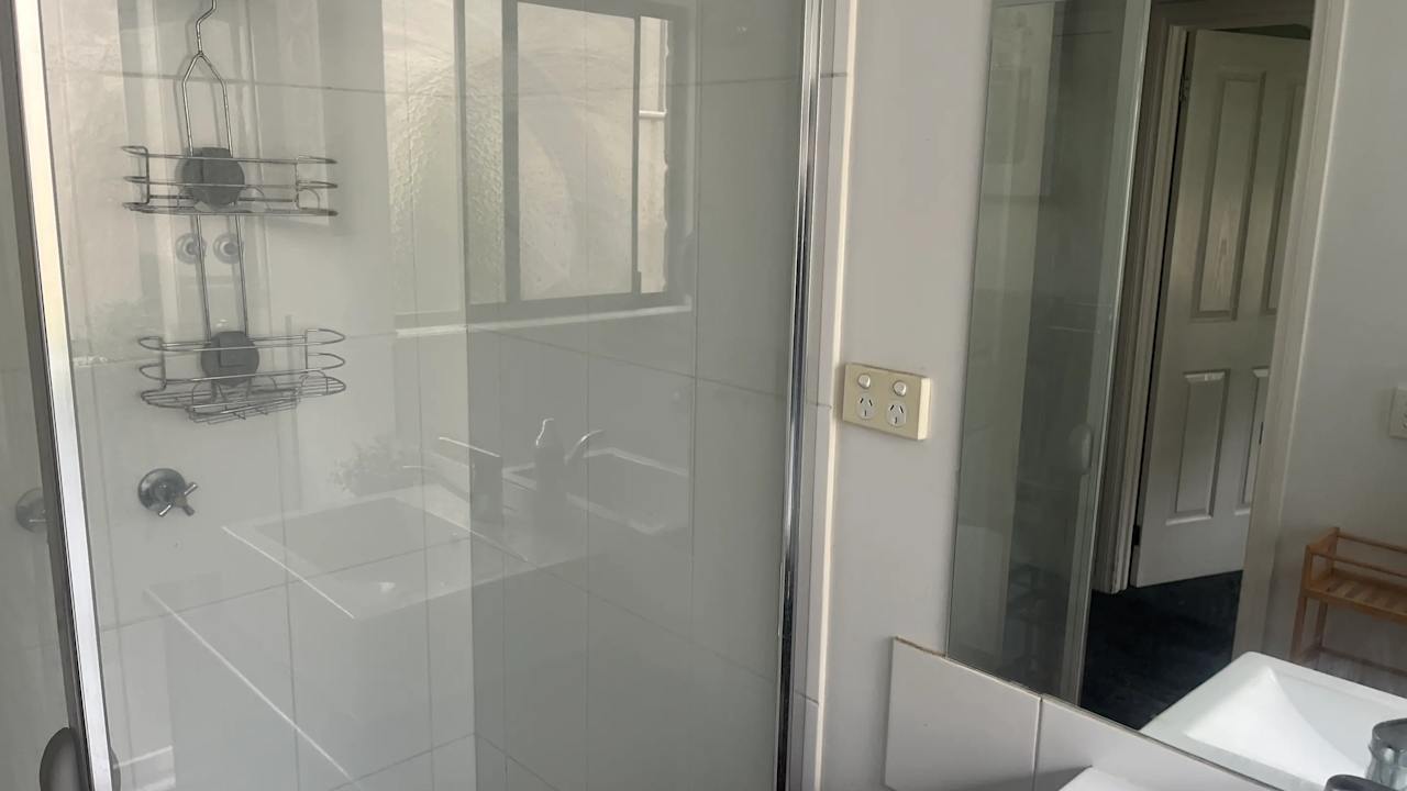 Unfurnished room with own bathroom