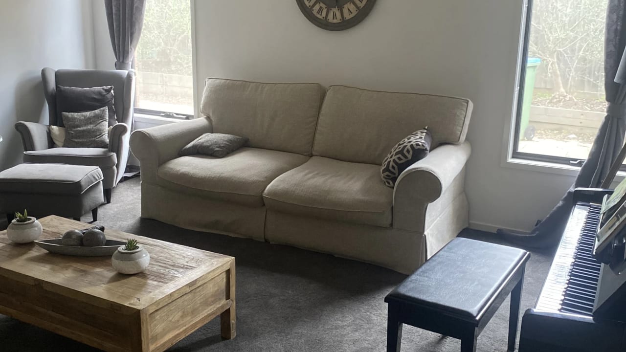 Room in a share house