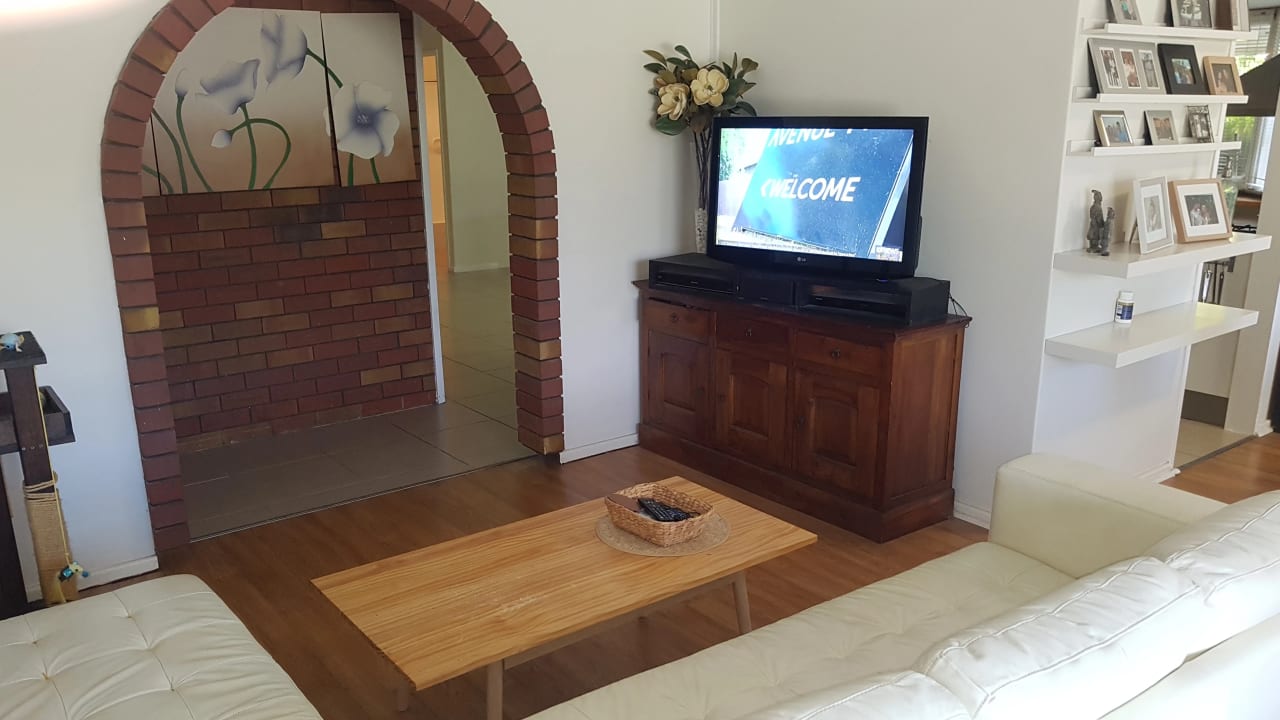 Room in a share house