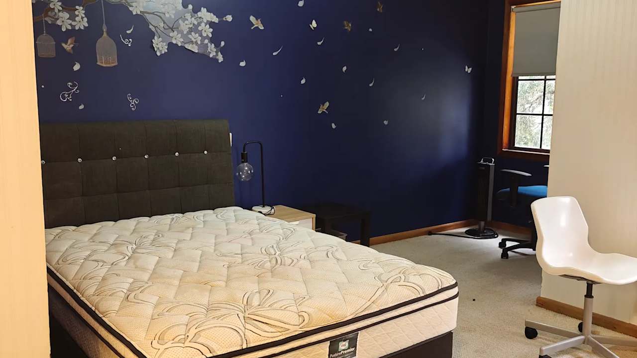 Room with ensuite in a share house