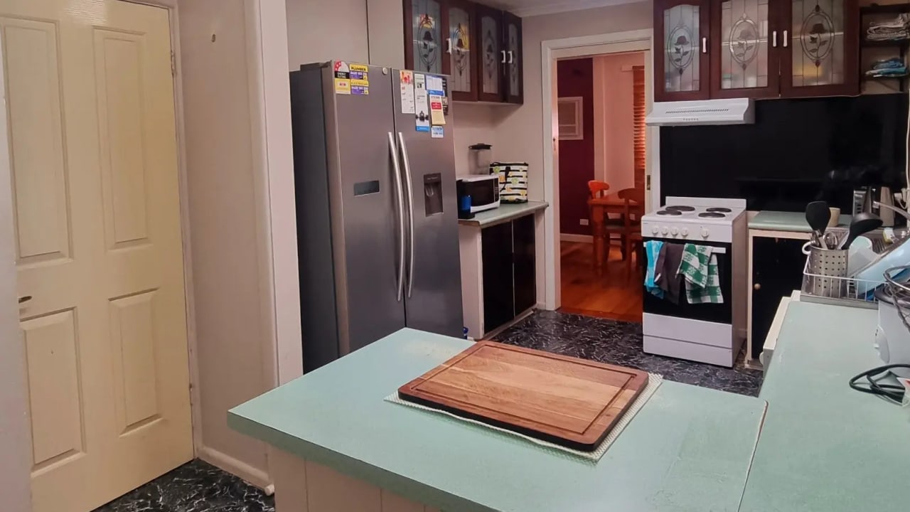 Unfurnished room in a share house