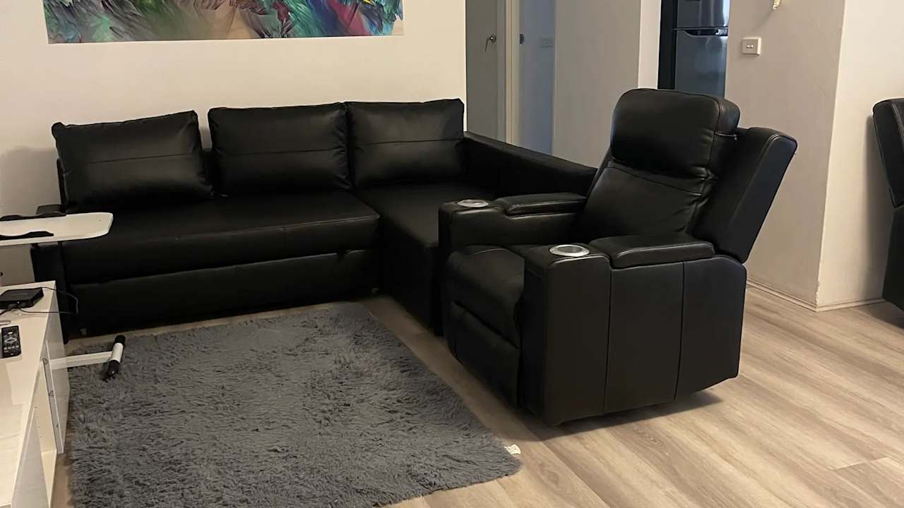 Furnished room with own bathroom