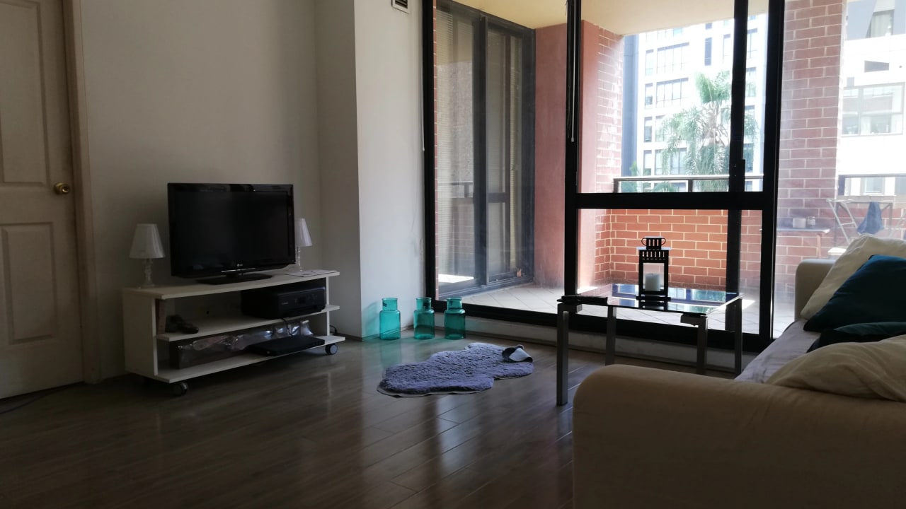 Furnished room in a flatshare