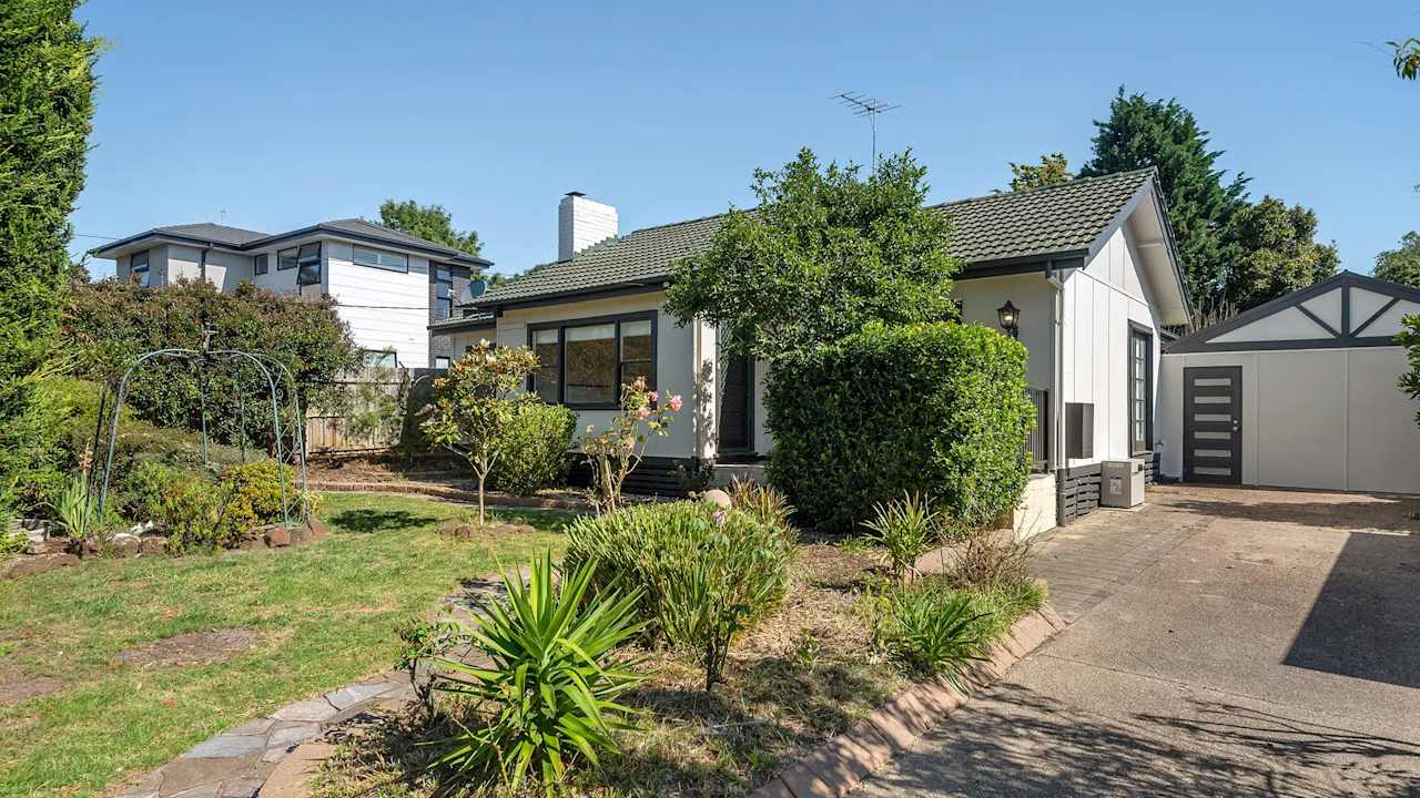 Whole property with 3 rooms for rent