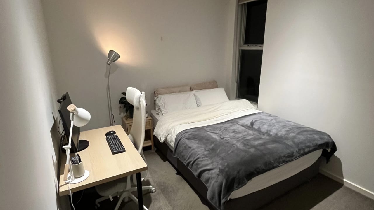 Unfurnished room in a share house