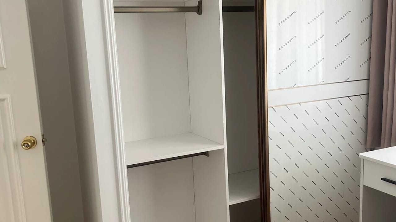Furnished room with own bathroom