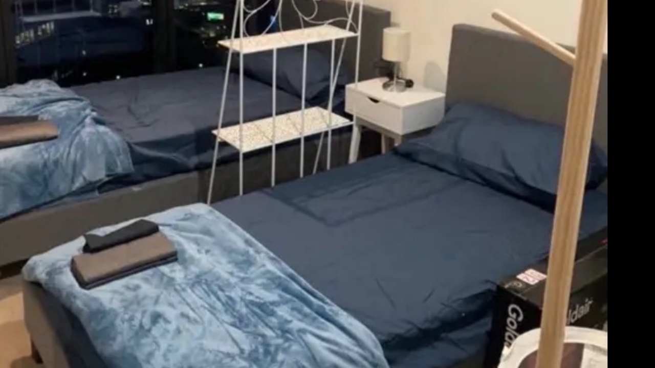 Furnished room with own bathroom