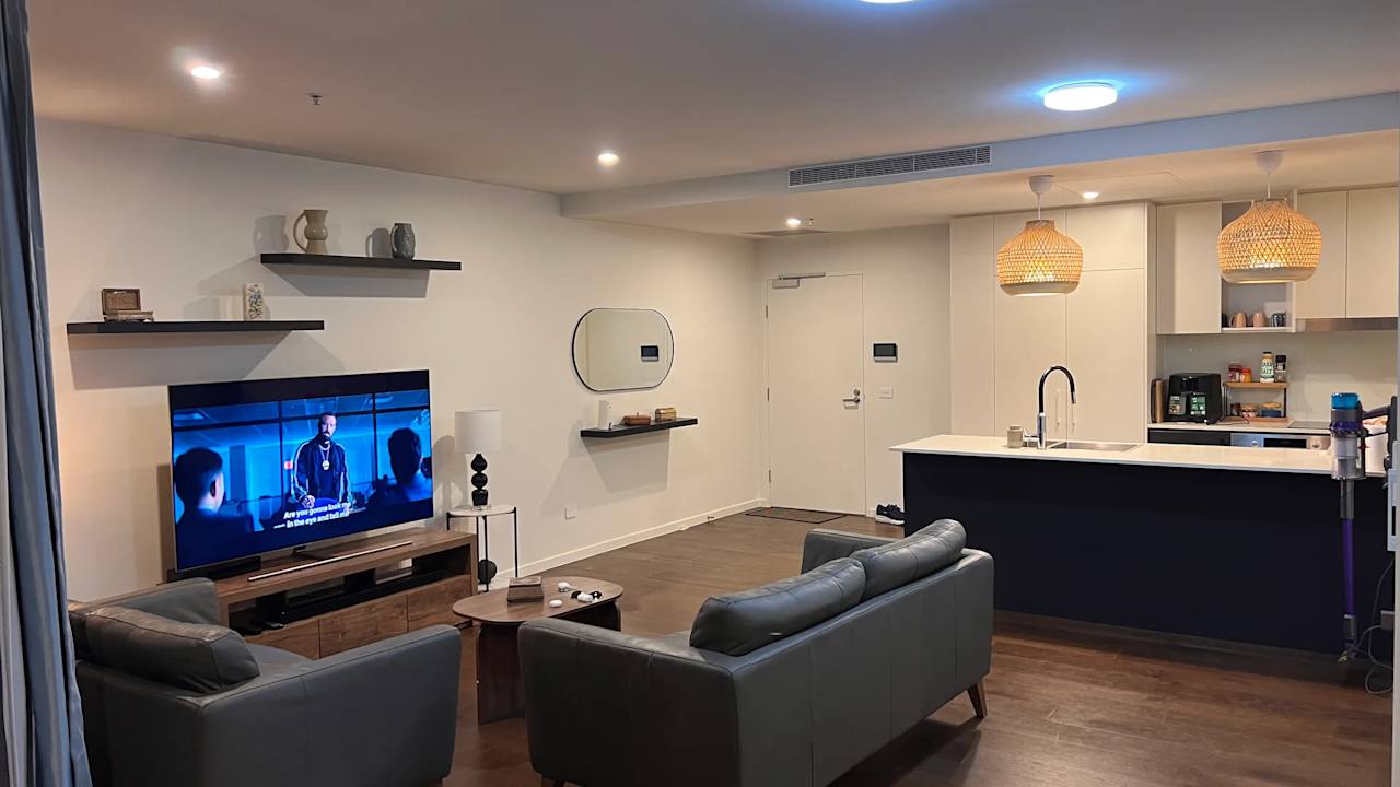 Furnished room with own bathroom