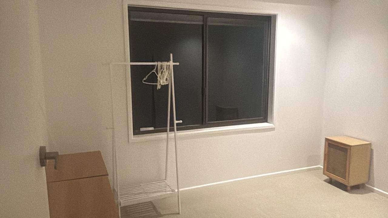 Room in a share house