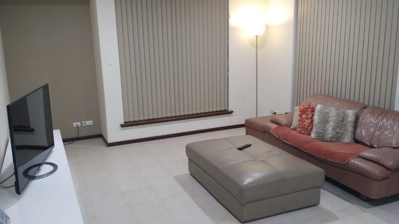 Room in a share house