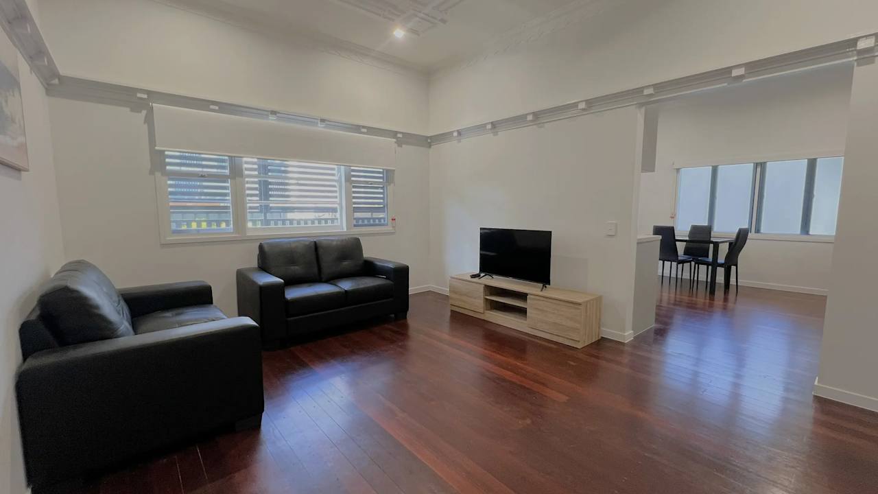 Furnished room in a share house