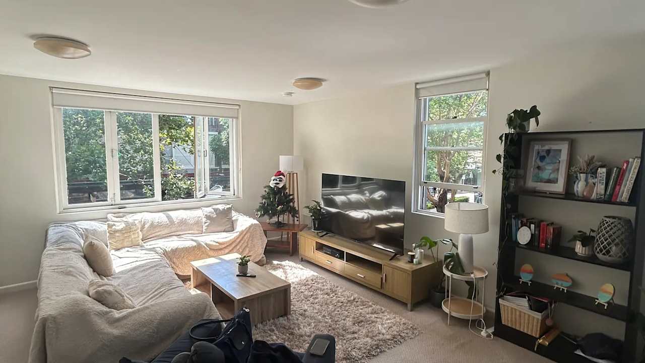 Furnished room with own bathroom