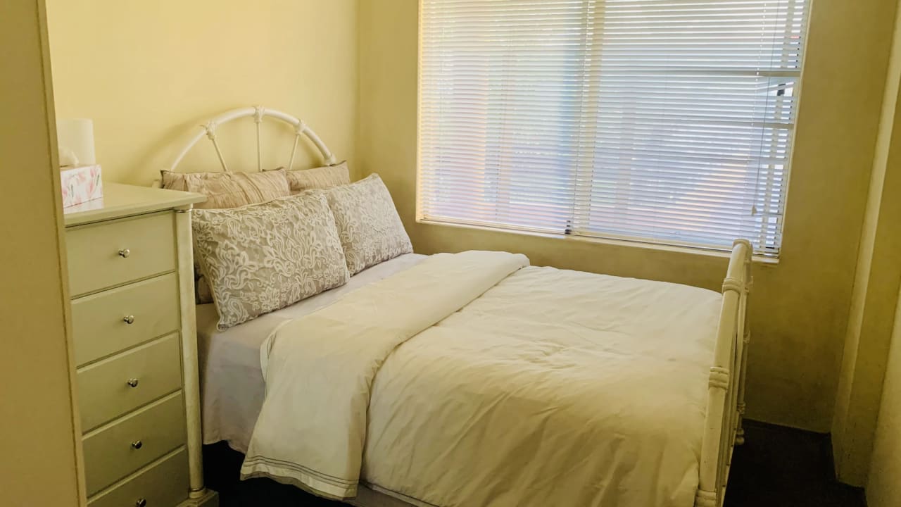 Furnished room with own bathroom