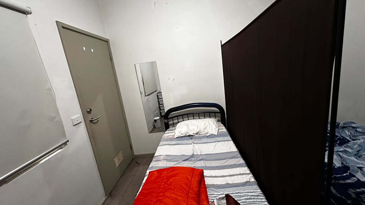 Furnished room with own bathroom