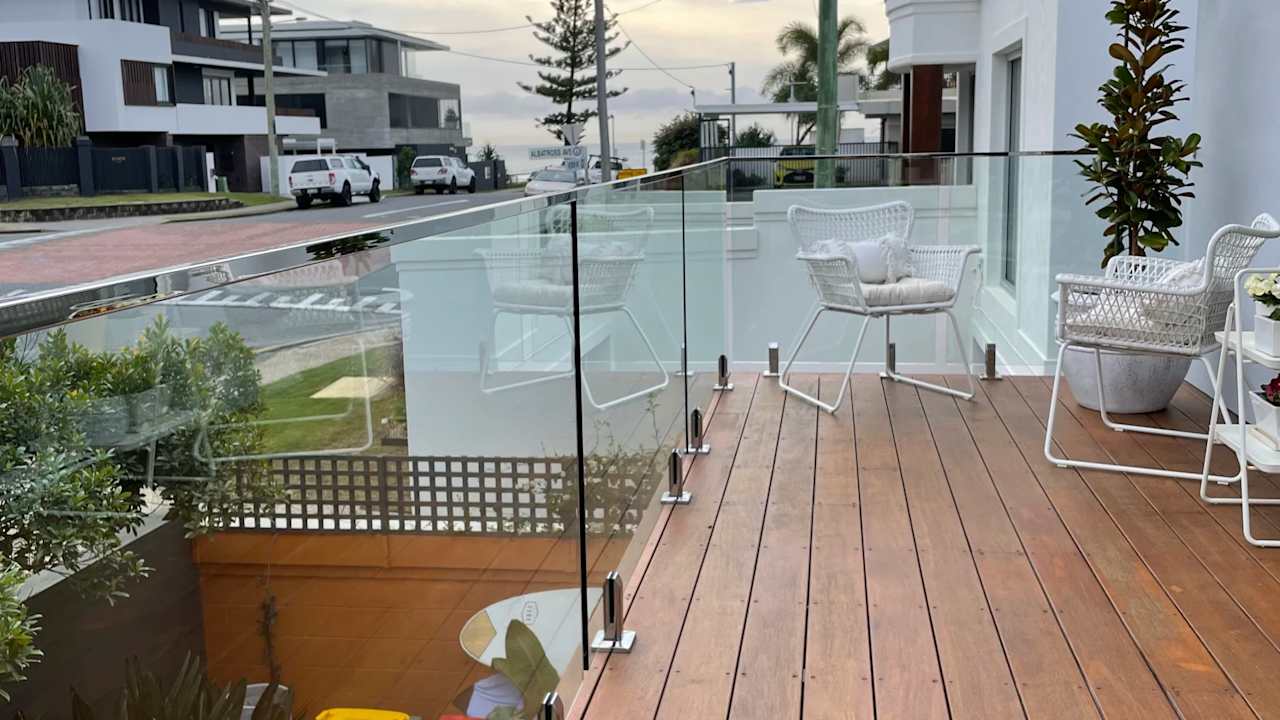 Whole property with 2 rooms for rent