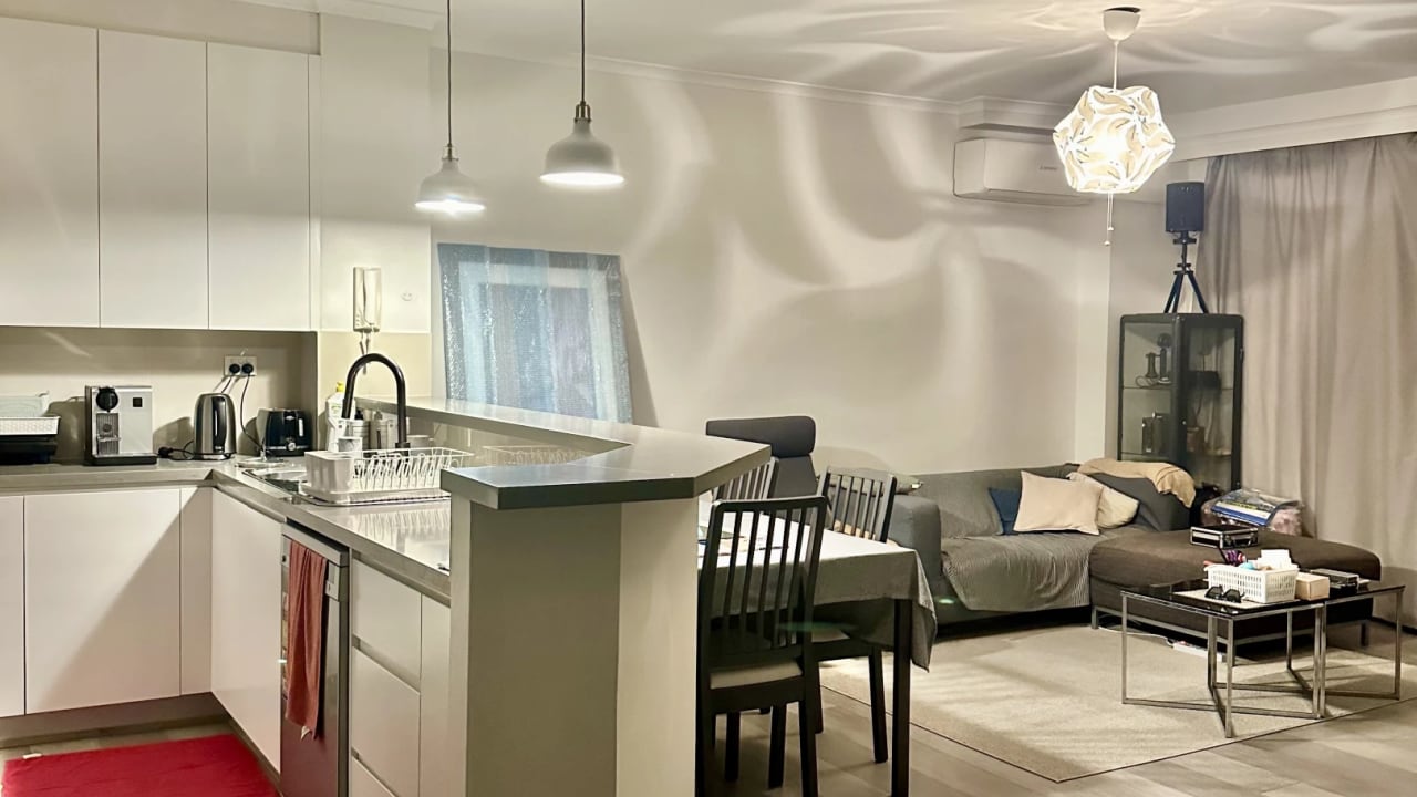 Furnished room with own bathroom