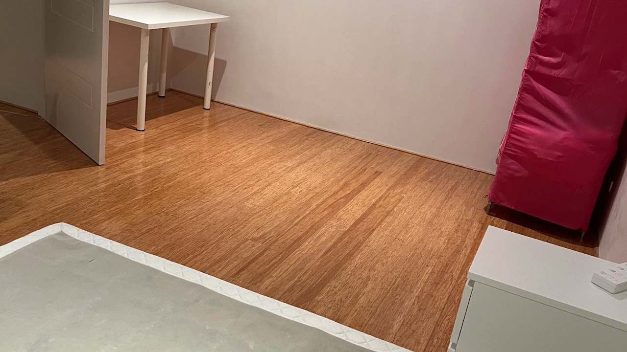 Furnished room with own bathroom