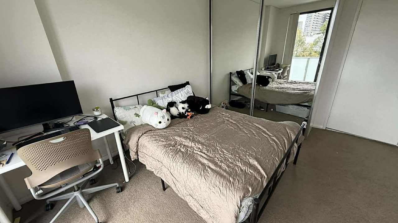 Furnished room with own bathroom