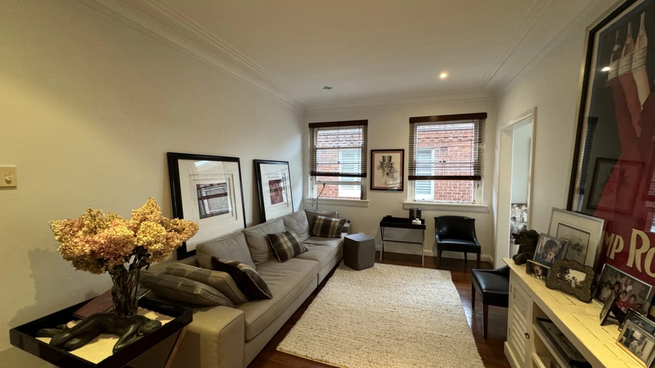 Whole property with 2 rooms for rent