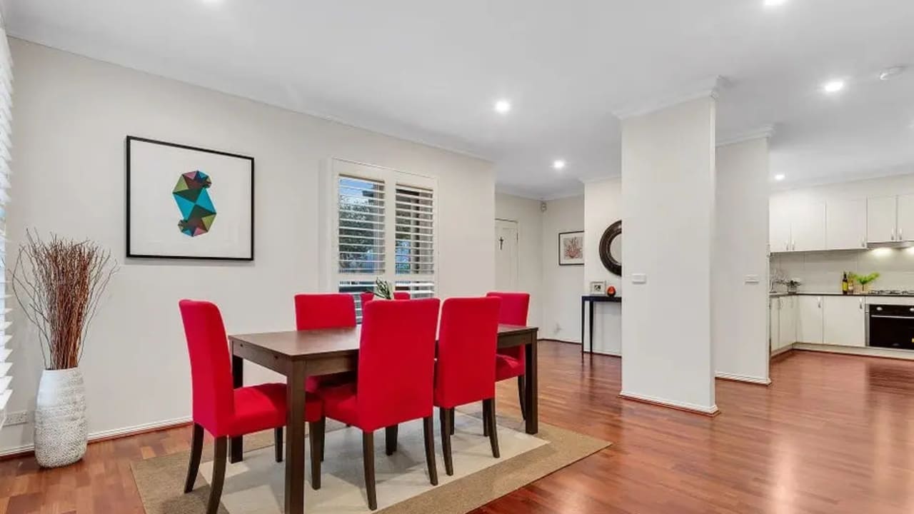 Room in a share house